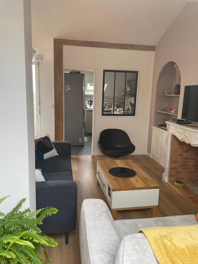 Grand Appartement Hypercentre Avec Terrasse Et Parking Poitiers Esterno foto